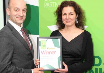 Jane and Terry receive Lincolnshire Producer of the Year award 2012